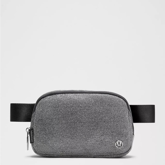 lululemon athletica Other - Lululemon Athletica Everywhere Belt Bag 1L Glitter